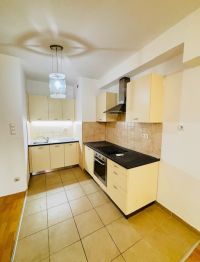 Sólyatér utca&nbsp;
84.9 MFt - 45 m2&nbsp;Eladó lakás Budapest