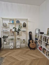 Sarló utca&nbsp;
199 MFt - 80 m2&nbsp;Eladó iroda Budapest