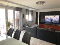 Károly utca 
110MFt - 230 m2 eladó  Budapest 20. kerület