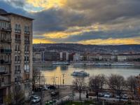 Balassi Bálint utca 
329 MFt - 81 m2 Eladó Lakás Budapest