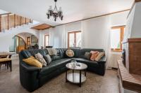 Cseresznyés utca&nbsp;
510 MFt - 700 m2&nbsp;Eladó Ház Dunabogdány
