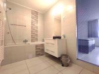 Nagymező utca&nbsp;
103.9 MFt - 56 m2&nbsp;Eladó Lakás Budapest