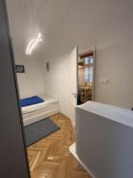 Vörösmarty utca&nbsp;
69.9 MFt - 41 m2&nbsp;Eladó Lakás Budapest