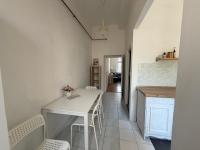 Bajza utca&nbsp;
62.9 MFt - 44 m2&nbsp;Eladó Lakás Budapest