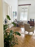Bajcsy-Zsilinszky út&nbsp;
94.5 MFt - 63 m2&nbsp;Eladó Lakás Budapest