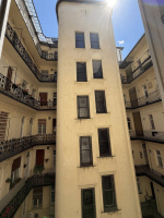 Falk Miksa utca&nbsp;
104.9 MFt - 62 m2&nbsp;Eladó Lakás Budapest