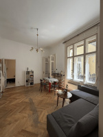 Falk Miksa utca&nbsp;
104.9 MFt - 62 m2&nbsp;Eladó Lakás Budapest