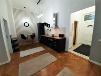 Üllői út 
bérlet: 390 EFt - 93 m2 Eladó lakás Budapest
