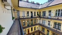 Verseny utca&nbsp;
bérlet: 250 EFt - 74 m2&nbsp;Eladó lakás Budapest